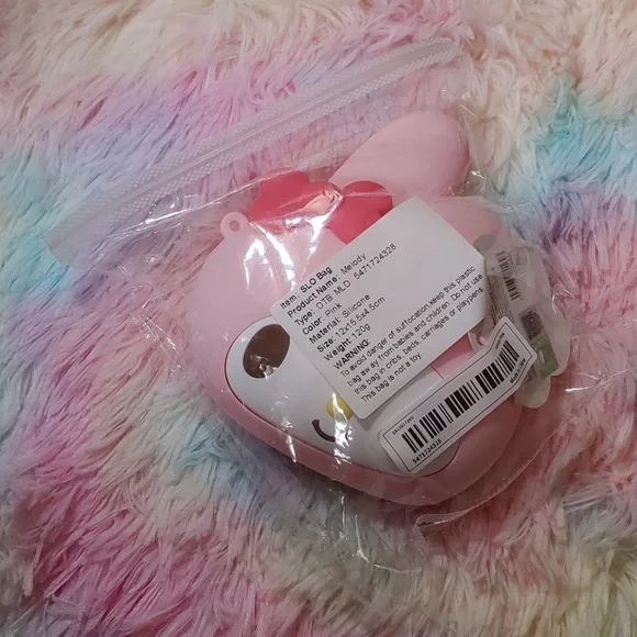 Sanrio 🆕 My Melody Small Silicone Crossbody Bag - Picture 2 of 10